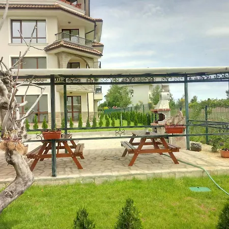 Bayview Todorov Διαμέρισμα *